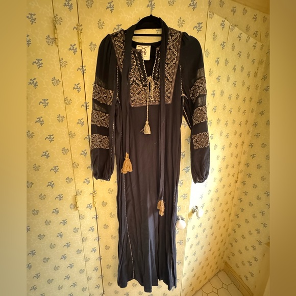 Figue Caftan - Picture 1 of 2